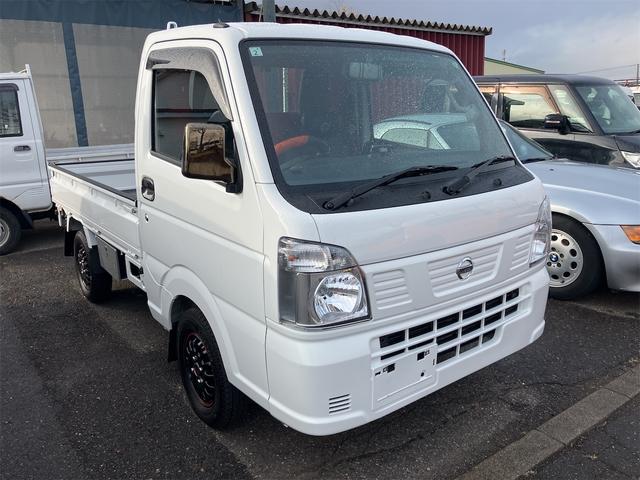 ＮＴ１００クリッパートラック ＤＸ　４ＷＤ　軽トラック　ＭＴ　アルミホイール　エアコン　パワーステアリング　運転席エアバッグ　助手席エアバッグ（3枚目）