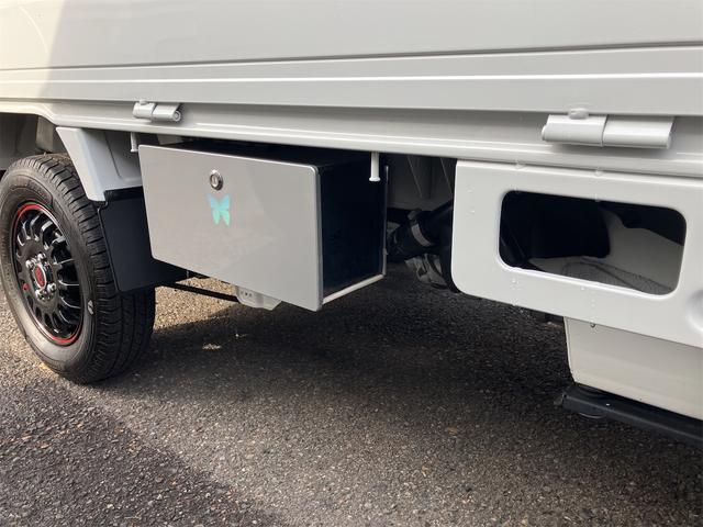 ＮＴ１００クリッパートラック ＤＸ　４ＷＤ　軽トラック　ＭＴ　アルミホイール　エアコン　パワーステアリング　運転席エアバッグ　助手席エアバッグ（10枚目）