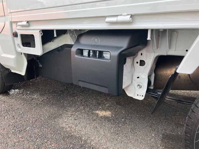 ＮＴ１００クリッパートラック ＤＸ　４ＷＤ　軽トラック　ＭＴ　アルミホイール　エアコン　パワーステアリング　運転席エアバッグ　助手席エアバッグ（16枚目）