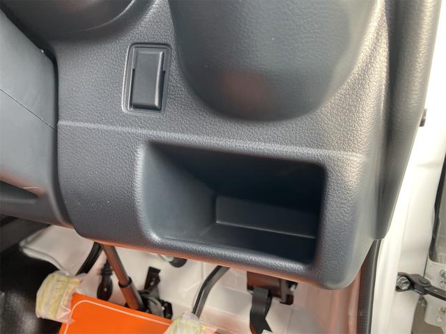 ＮＴ１００クリッパートラック ＤＸ　４ＷＤ　軽トラック　ＭＴ　アルミホイール　エアコン　パワーステアリング　運転席エアバッグ　助手席エアバッグ（27枚目）