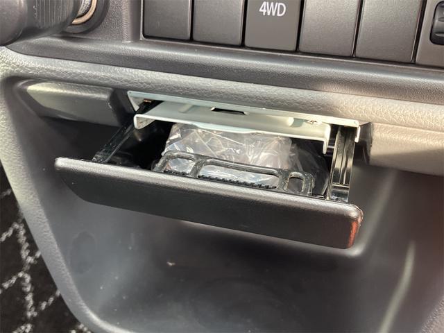 ＮＴ１００クリッパートラック ＤＸ　４ＷＤ　軽トラック　ＭＴ　アルミホイール　エアコン　パワーステアリング　運転席エアバッグ　助手席エアバッグ（35枚目）