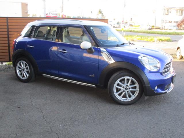 ＭＩＮＩ クーパーＤ　クロスオーバー　オール４　レザーＰＫＧ　ライトコーヒーカラー　１７ＡＷ　ＨＩＤ　ＬＥＤフォグ　シートヒーター　クロームデザインパッケージ　ミントパッケージ（2枚目）