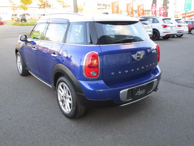 ＭＩＮＩ クーパーＤ　クロスオーバー　オール４　レザーＰＫＧ　ライトコーヒーカラー　１７ＡＷ　ＨＩＤ　ＬＥＤフォグ　シートヒーター　クロームデザインパッケージ　ミントパッケージ（18枚目）