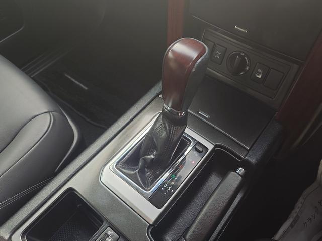 ランドクルーザープラド ＴＸ　Ｌパッケージ　ディーゼルターボ　ＭＯＰナビ　フルセグ　ＢＴ　前後左右カメラ　純正ＬＥＤヘッドライト　黒本革パワーシート　シートヒーター　モデリスタスポイラー／マフラー　クルーズコントロール　ＶＳＣ　ＤＡＣ　ＥＴＣ（42枚目）