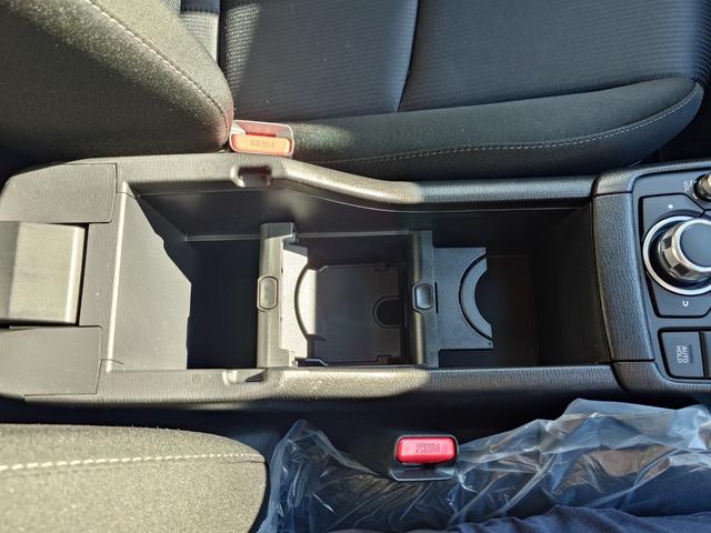 ＣＸ－３ ＸＤ　ディーゼルターボ　マツダコネクトナビ　フルセグＴＶ　ブルートゥース　ＣＤ／ＤＶＤ／ＵＳＢ／ＡＵＸ　バックカメラ　ＥＴＣ　スマートキー　社外エンジンスターター　ケンウッド前後ドライブレコーダー　４ＷＤ（35枚目）