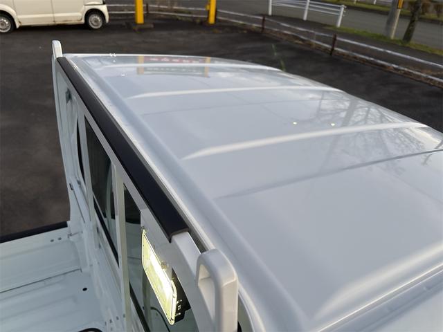 キャリイトラック ＫＣエアコン・パワステ農繁仕様　スズキセーフティーサポートレス　リアデフロック　強化リアリーフスプリング４枚　低速高速切替式トランスファー　荷台作業灯　アッパーメンバーサポート　キーレス　パワーウインドー　オートライト　バックブザー（17枚目）