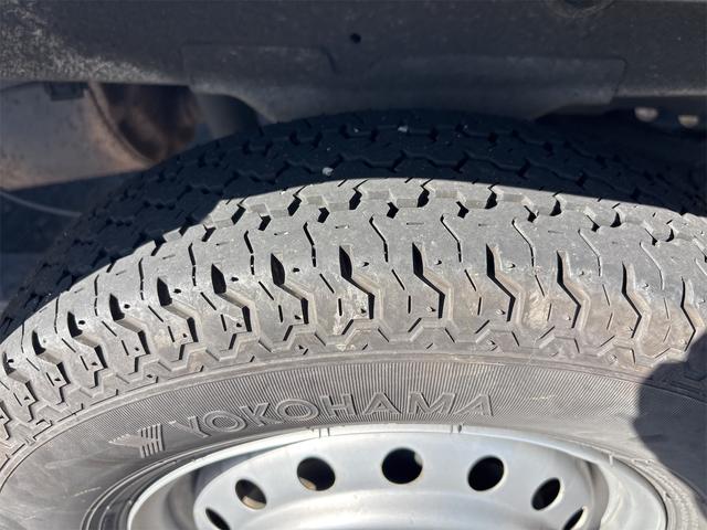 キャリイトラック KCエアコン・パワステ 4速オートマチック ワンタッチ切替4WD オートライト アイドリングストップ 純正荷台ゴムマット(38枚目)