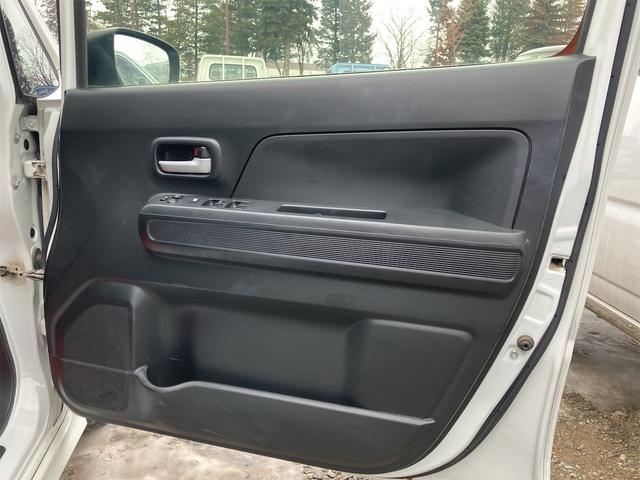 フレア 　レーンアシスト　衝突被害軽減システム　オートライト　スマートキー　アイドリングストップ　電動格納ミラー　シートヒーター　ベンチシート　ＣＶＴ　ＥＳＣ　ＣＤ　ＵＳＢ　ミュージックプレイヤー接続可（39枚目）