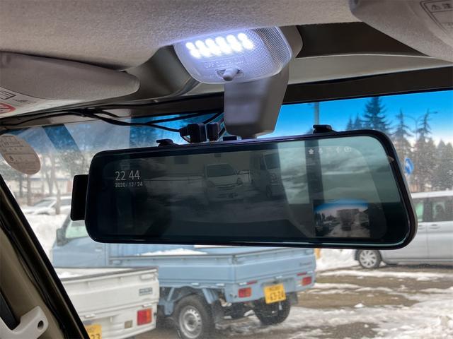 ハイゼットトラック 　４ＷＤ　軽トラック　ＭＴ　ＥＴＣ　キーレスエントリー　オートライト　エアコン　パワーステアリング　パワーウィンドウ　運転席エアバッグ　助手席エアバッグ　ＣＤ　ＵＳＢ（7枚目）