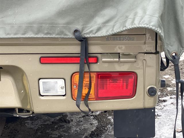 ハイゼットトラック 　４ＷＤ　軽トラック　ＭＴ　ＥＴＣ　キーレスエントリー　オートライト　エアコン　パワーステアリング　パワーウィンドウ　運転席エアバッグ　助手席エアバッグ　ＣＤ　ＵＳＢ（27枚目）