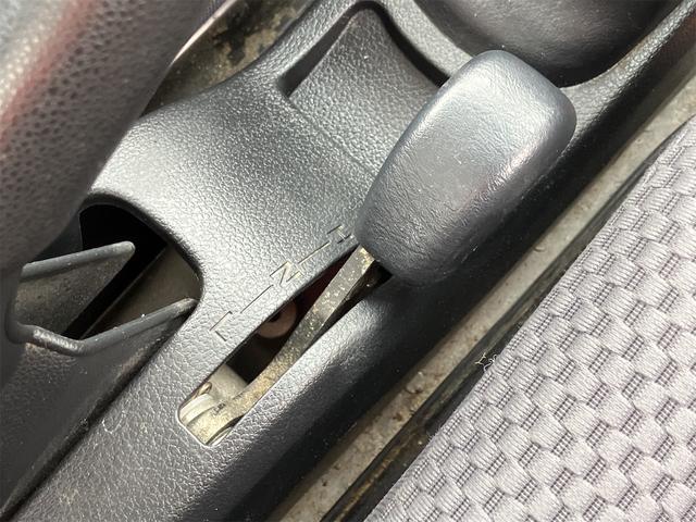 ハイゼットトラック 　４ＷＤ　軽トラック　ＭＴ　ＥＴＣ　キーレスエントリー　オートライト　エアコン　パワーステアリング　パワーウィンドウ　運転席エアバッグ　助手席エアバッグ　ＣＤ　ＵＳＢ（45枚目）