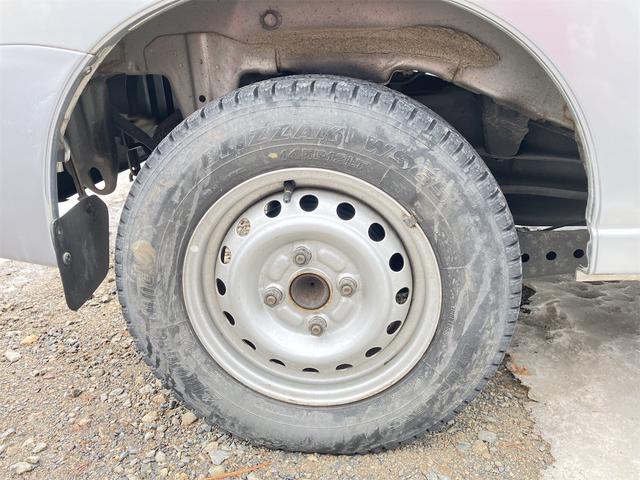 ハイゼットカーゴ 　４ＷＤ　ＭＴ　バックカメラ　両側スライドドア　電動格納ミラー　エアコン　パワーウィンドウ　運転席エアバッグ　助手席エアバッグ　ＣＤ（20枚目）