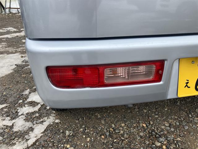 ハイゼットカーゴ 　４ＷＤ　ＭＴ　バックカメラ　両側スライドドア　電動格納ミラー　エアコン　パワーウィンドウ　運転席エアバッグ　助手席エアバッグ　ＣＤ（24枚目）