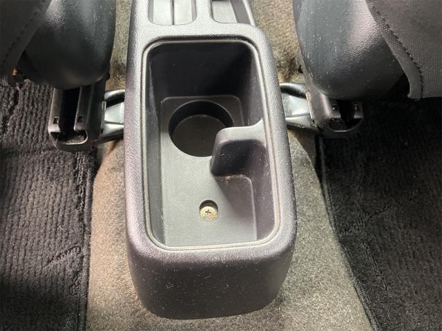 キックス 　４ＷＤ　ＥＴＣ　ナビ　ＴＶ　電動格納ミラー　シートヒーター　ＡＴ　ＣＤ　ＤＶＤ再生　ＵＳＢ　ルーフレール　アルミホイール　エアコン　パワーウィンドウ（30枚目）