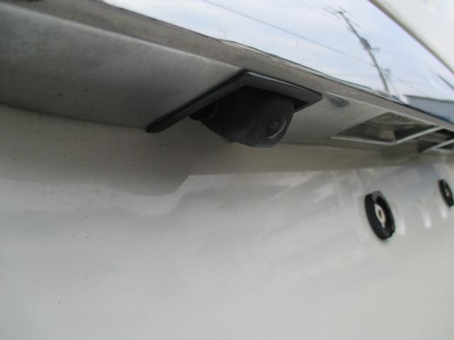 ハイエースバン ロングDX GLパッケージ 3.0ディーゼルターボ 4WD ナビ TV 寒冷地仕様車 3人乗り(16枚目)