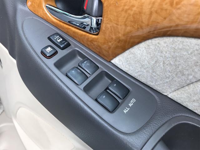 MZ Gエディション 4WD 後席モニタ 両側スライドドア(12枚目)