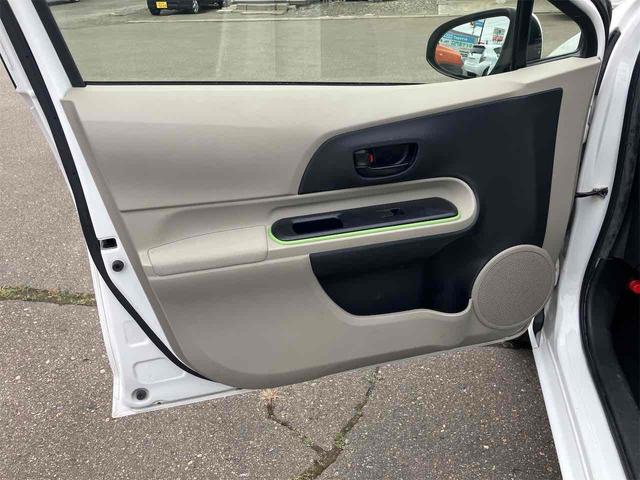 アクア S ナビ TV キーレスエントリー 電動格納ミラー CVT 衝突安全ボディ ABS ESC CD Bluetooth エアコン パワーステアリング パワーウィンドウ(24枚目)