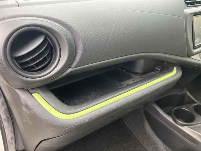 アクア S ナビ TV キーレスエントリー 電動格納ミラー CVT 衝突安全ボディ ABS ESC CD Bluetooth エアコン パワーステアリング パワーウィンドウ(26枚目)