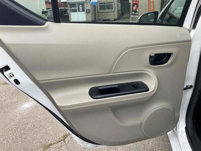 アクア S ナビ TV キーレスエントリー 電動格納ミラー CVT 衝突安全ボディ ABS ESC CD Bluetooth エアコン パワーステアリング パワーウィンドウ(32枚目)