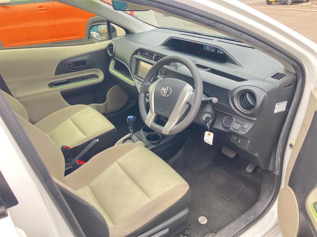 アクア S ナビ TV キーレスエントリー 電動格納ミラー CVT 衝突安全ボディ ABS ESC CD Bluetooth エアコン パワーステアリング パワーウィンドウ(42枚目)