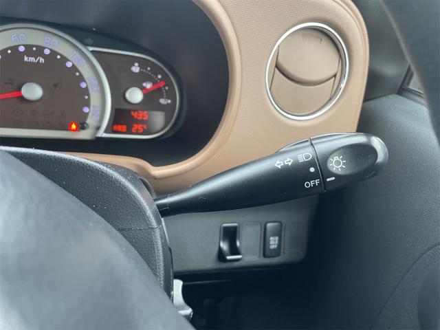 ミラココア ココアプラスＸ　４ＷＤ　ナビ　ＴＶ　ＬＥＤヘッドランプ　スマートキー　アイドリングストップ　電動格納ミラー　ベンチシート　ＣＶＴ　盗難防止システム　ＡＢＳ　ＣＤ　ＵＳＢ　ルーフレール　アルミホイール　衝突安全ボディ（8枚目）