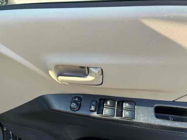 ミラ Ｘリミテッド　ＥＲ　４ＷＤ　キーレスエントリー　電動格納ミラー　ＣＶＴ　盗難防止システム　ＡＢＳ　ＣＤ　ＭＤ　アルミホイール　衝突安全ボディ　エアコン　パワーステアリング　パワーウィンドウ　運転席エアバッグ（3枚目）