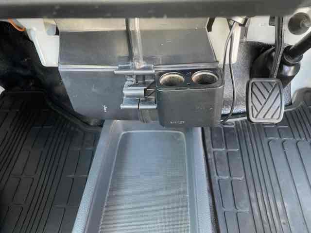 ミラ Ｘリミテッド　ＥＲ　４ＷＤ　キーレスエントリー　電動格納ミラー　ＣＶＴ　盗難防止システム　ＡＢＳ　ＣＤ　ＭＤ　アルミホイール　衝突安全ボディ　エアコン　パワーステアリング　パワーウィンドウ　運転席エアバッグ（5枚目）