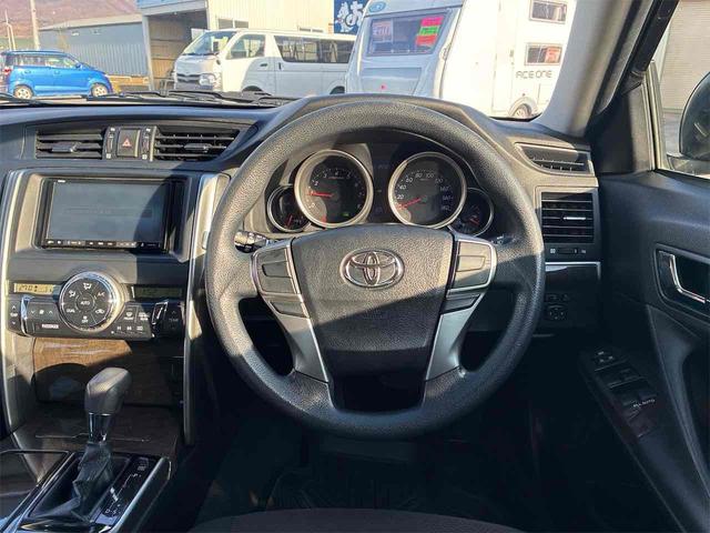 マークX 250G Four 4WD ETC バックカメラ ナビ 夏・冬タイヤ込み価格 キーレスエントリー 電動格納ミラー 盗難防止システム パワーシート 衝突安全ボディ ABS ESC エアコン パワーステアリング(3枚目)