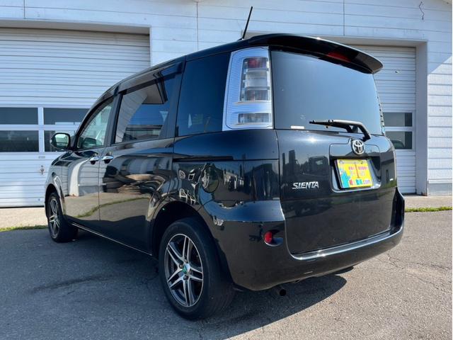 シエンタ ＤＩＣＥリミテッド　４ＷＤ　１５００ＣＣ　ワンオーナー　ＳＤナビ　バックカメラ　社外アルミ　ドアバイザー　バックカメラ　ＥＴＣ　左側パワースライドドア　電動格納ミラー（7枚目）