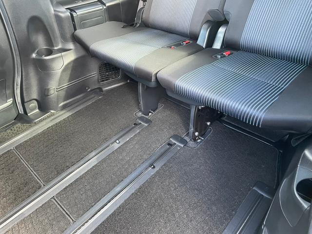 ヴォクシー ＺＳ　煌　４ＷＤ　２０００ＣＣ　ワンオーナー　寒冷地仕様　スマートキー　プッシュスタート　両側パワースライドドア　ＬＥＤヘッドライト　社外カーナビ　バックカメラ　社外エンジンスターター（46枚目）