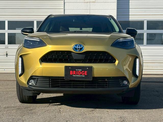 ヤリスクロス ハイブリッドＺ　４ＷＤ！ハイブリッド！ＥＴＣ！ドライブレコーダー！純正ディスプレイオーディオ！ＬＥＤヘッドランプ！バックカメラ！クリアランスソナー！スマートキー！パワーバックドア！（3枚目）