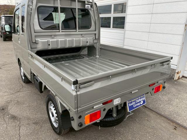 キャリイトラック  届出済未使用車!4WD!マニュアル!キーレス!LEDヘッドランプ!パワーウインドウ!(20枚目)