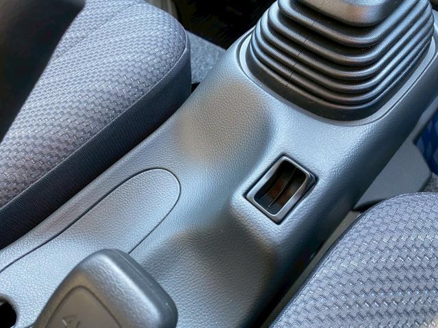 キャリイトラック  届出済未使用車!4WD!マニュアル!キーレス!LEDヘッドランプ!パワーウインドウ!(41枚目)