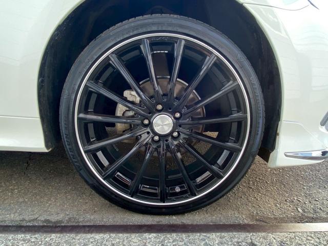 TOYOTA CROWN HYBRID ROYAL SALOON FOUR