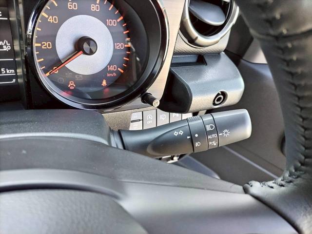 ジムニー XC 届出済未使用車!LEDヘッドランプ!シートヒーター!スマートキー!クリアランスソナー!アイドリングストップ!オートライトダウンヒルアシストコントロール!(22枚目)