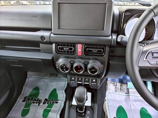 ジムニー XC 届出済未使用車!LEDヘッドランプ!シートヒーター!スマートキー!クリアランスソナー!アイドリングストップ!オートライトダウンヒルアシストコントロール!(27枚目)