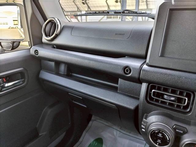 ジムニー XC 届出済未使用車!LEDヘッドランプ!シートヒーター!スマートキー!クリアランスソナー!アイドリングストップ!オートライトダウンヒルアシストコントロール!(33枚目)