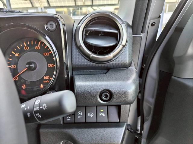 ジムニー XC 届出済未使用車!LEDヘッドランプ!シートヒーター!スマートキー!クリアランスソナー!アイドリングストップ!オートライトダウンヒルアシストコントロール!(35枚目)