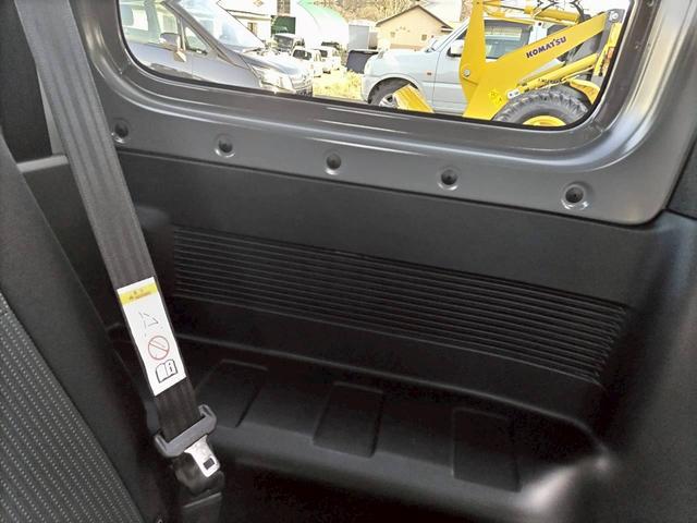 ジムニー XC 届出済未使用車!LEDヘッドランプ!シートヒーター!スマートキー!クリアランスソナー!アイドリングストップ!オートライトダウンヒルアシストコントロール!(49枚目)