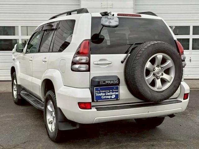 ランドクルーザープラド ＴＸ　４ＷＤ！ディーゼル！ＥＴＣ！ドライブレコーダー！純正ナビゲーション！サンルーフ！フルフラット！ルーフレール！盗難防止システム！キーレス！ＡＢＳ！（8枚目）