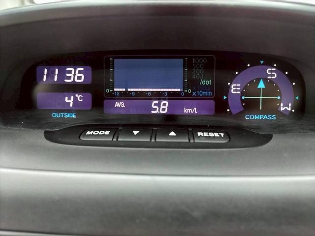 ランドクルーザープラド ＴＸ　４ＷＤ！ディーゼル！ＥＴＣ！ドライブレコーダー！純正ナビゲーション！サンルーフ！フルフラット！ルーフレール！盗難防止システム！キーレス！ＡＢＳ！（30枚目）