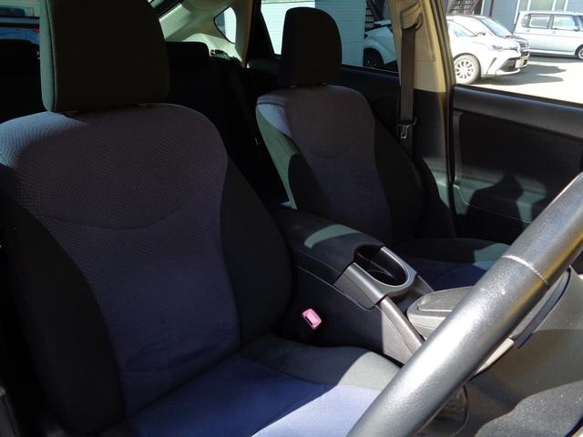 プリウス Ｓツーリングセレクション　修復歴無　走行５１１００ｋｍ　車検令和９年７月　純正メモリーナビ　フルセグＴＶ　Ｂカメラ　Ｂｌｕｅｔｏｏｔｈ　ＬＥＤヘッドライト　フォグライト　寒冷地仕様　リヤフォグ　ワイパーディアイサー　取説ノート（9枚目）