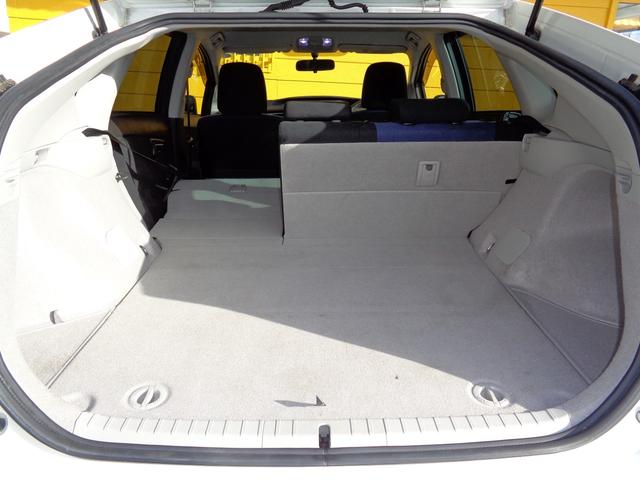 プリウス Ｓツーリングセレクション　修復歴無　走行５１１００ｋｍ　車検令和９年７月　純正メモリーナビ　フルセグＴＶ　Ｂカメラ　Ｂｌｕｅｔｏｏｔｈ　ＬＥＤヘッドライト　フォグライト　寒冷地仕様　リヤフォグ　ワイパーディアイサー　取説ノート（13枚目）