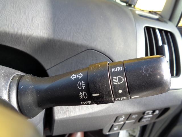 プリウス Ｓツーリングセレクション　修復歴無　走行５１１００ｋｍ　車検令和９年７月　純正メモリーナビ　フルセグＴＶ　Ｂカメラ　Ｂｌｕｅｔｏｏｔｈ　ＬＥＤヘッドライト　フォグライト　寒冷地仕様　リヤフォグ　ワイパーディアイサー　取説ノート（25枚目）