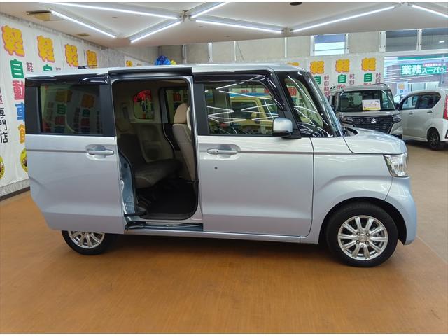Ｎ－ＢＯＸ Ｇ・Ｌホンダセンシング　踏み間違い防止　ＬＫＡＳ　クリアランスソナー　前席シートヒーター　キーフリー　電動格納ミラー　ＬＥＤヘッドライト　Ｗエアバック　スマートキー　ＶＳＡ　オートエアコン　オートライト　フルタイム４ＷＤ（7枚目）