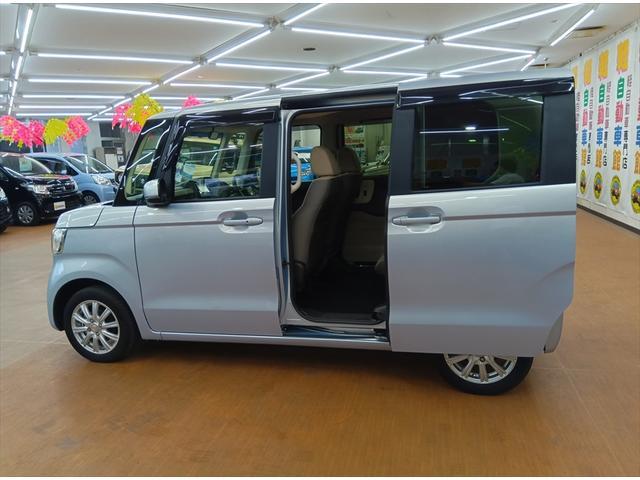 Ｎ－ＢＯＸ Ｇ・Ｌホンダセンシング　踏み間違い防止　ＬＫＡＳ　クリアランスソナー　前席シートヒーター　キーフリー　電動格納ミラー　ＬＥＤヘッドライト　Ｗエアバック　スマートキー　ＶＳＡ　オートエアコン　オートライト　フルタイム４ＷＤ（9枚目）