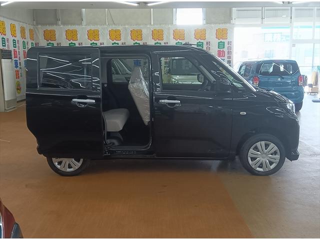 ムーヴ Ｌ　４ＷＤ　登録済未使用車　衝突軽減ブレーキ　ＡＢＳ　アイドリングストップ　横滑り防止装置　誤発進抑制装置　ドアミラーヒーター　ＬＥＤヘッドライト　エアコン　パワステ　パワーウインドウ　運転席エアバック（5枚目）