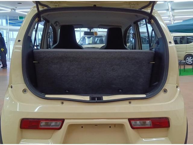 アルト Ｆ　４ＷＤ　ＣＤ　シートヒーター　ＡＢＳ　横滑り防止装置　エアコン　パワステ　パワーウインドウ　運転席エアバック　助手席エアバック（6枚目）