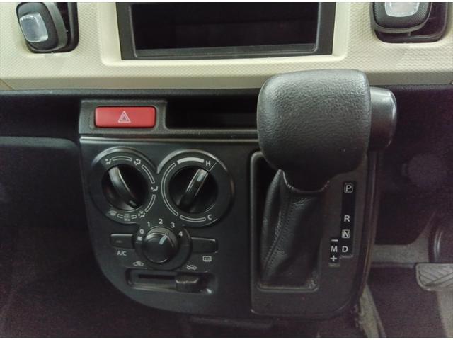 アルト Ｆ　４ＷＤ　ＣＤ　シートヒーター　ＡＢＳ　横滑り防止装置　エアコン　パワステ　パワーウインドウ　運転席エアバック　助手席エアバック（20枚目）