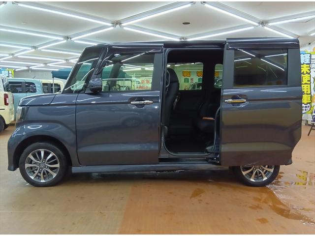 Ｎ－ＢＯＸカスタム Ｌ　４ＷＤ　衝突軽減ブレーキ　Ｂｌｕｅｔｏｏｔｈ　バックカメラ　純正メモリーナビ・ワンセグＴＶ　片側パワースライドドア　ＥＴＣ　エンジンスターター　シートヒーター　禁煙車　ＬＥＤヘッドライト　ＡＢＳ（4枚目）
